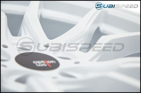 Option Lab R716 18x9.5 +35 Onyx White - 2013+ FR-S / BRZ / 86 / 2014+ Forester